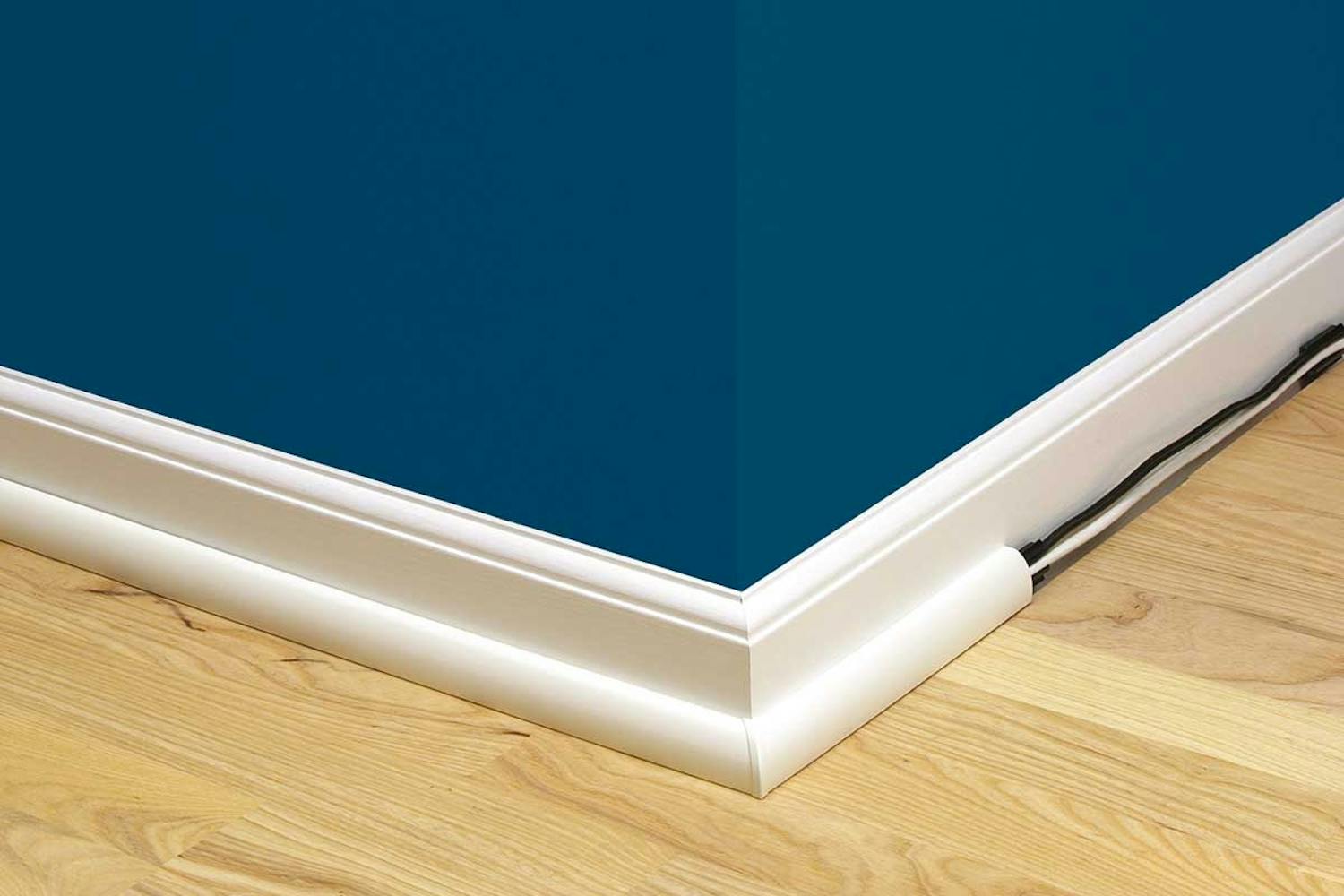 Kaapelit ja johdot piiloon Piilota johdot näkyvistä